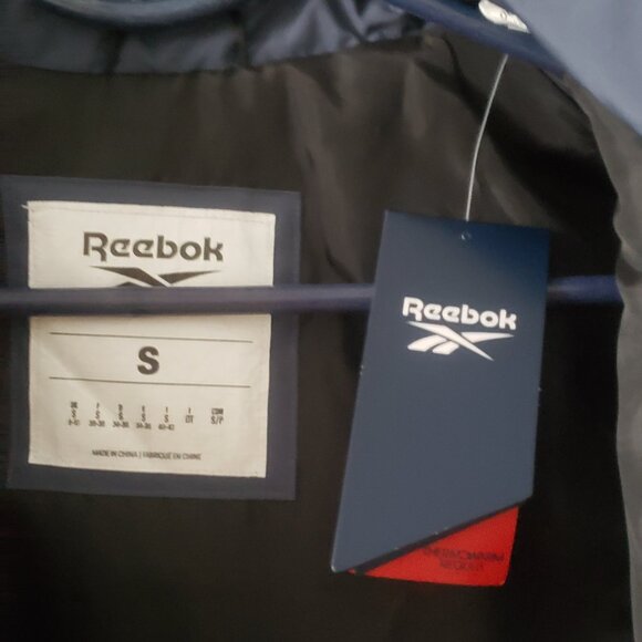 NWT Reebok Waterproof Puffer Size S - Picture 7 of 10